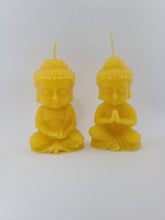 Lade das Bild in den Galerie-Viewer, Bienenwachskerze Buddha, aus 100% Bienenwachs
