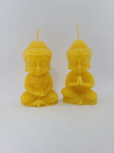 Lade das Bild in den Galerie-Viewer, Bienenwachskerze Buddha, aus 100% Bienenwachs