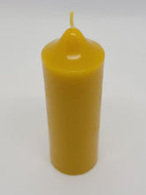 Lade das Bild in den Galerie-Viewer, Stumpenform glatt/glänzend, Kerze aus 100% Bienenwachs