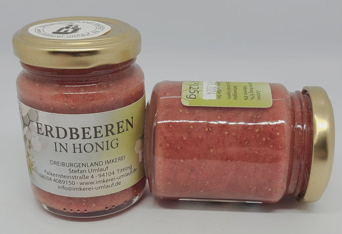 Erdbeere in Honig