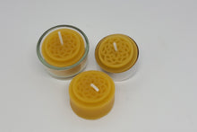 Lade das Bild in den Galerie-Viewer, Teelichter aus 100% Bienenwachs mit Glas - Set-Angebot
