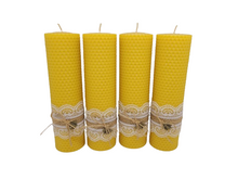 Lade das Bild in den Galerie-Viewer, Gerollte Bienenwachskerze
