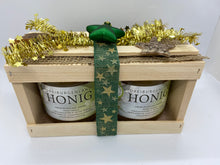 Lade das Bild in den Galerie-Viewer, Honig Geschenk Box mit 2*500g Honig nach Wahl
