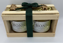 Lade das Bild in den Galerie-Viewer, Honig Geschenk Box mit 2*500g Honig nach Wahl
